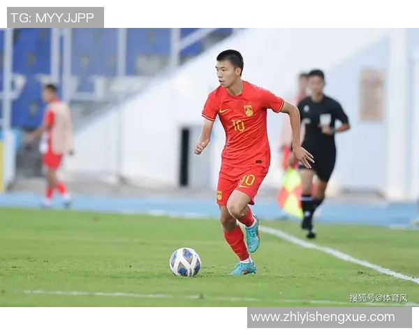 中国现役足球明星风采展现与未来发展前景分析